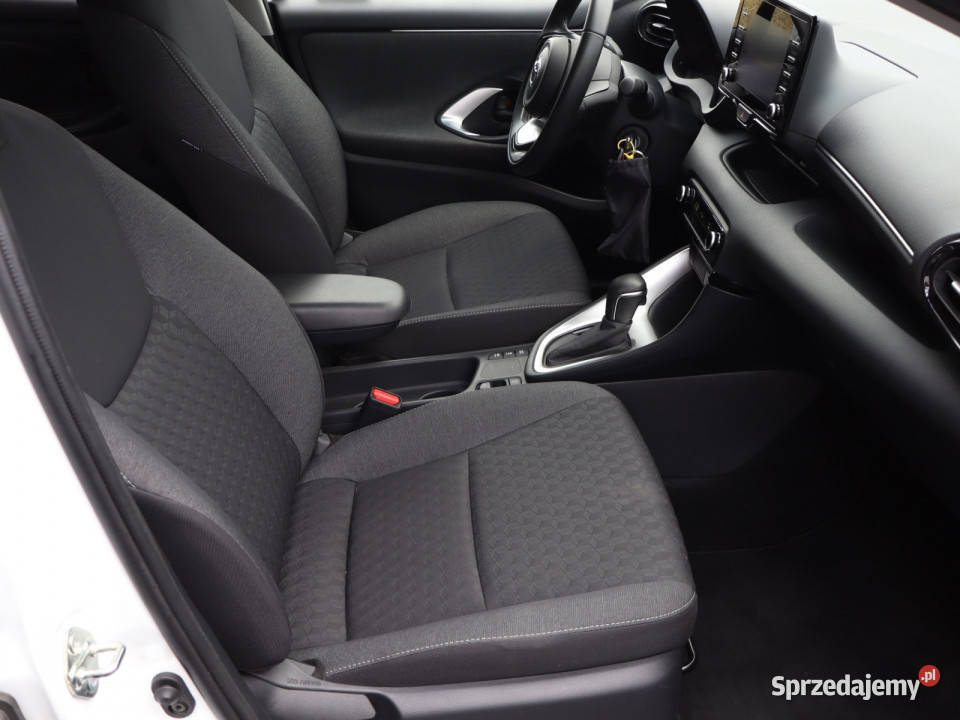 Toyota Yaris 15 VVTi Hybrid centralny zamek dolnośląskie Bielany Wrocławskie