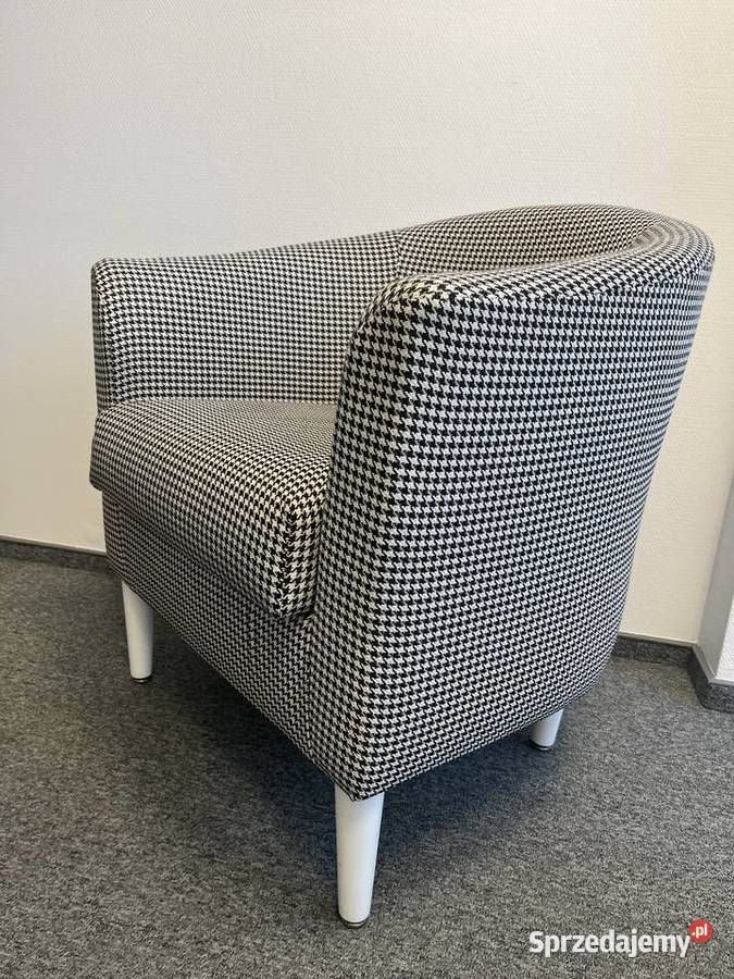 Zestaw 10 hokerów i 4 foteli oddzielnie pepitka