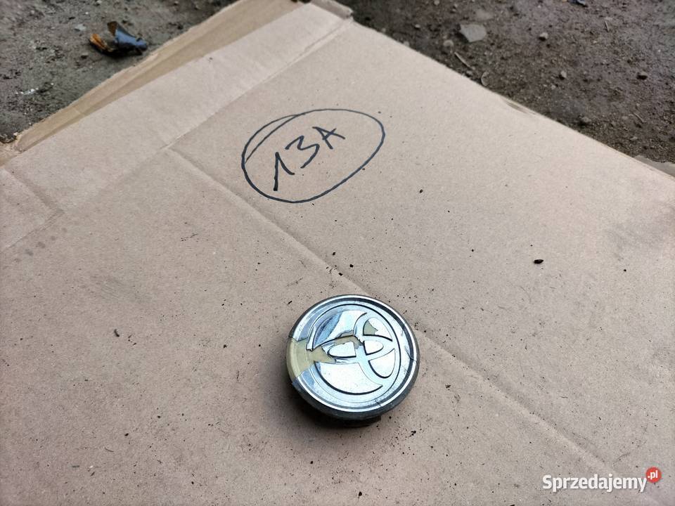 KOŁPAK KAPSEL DEKIELEK TOYOTA 4260302150 Kamień-Kolonia sprzedam