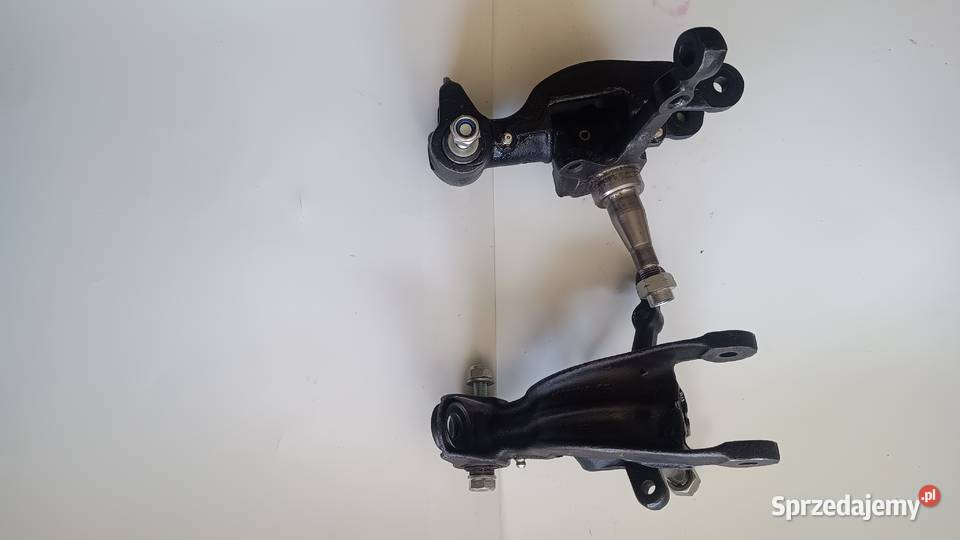 Zwrotnica przód Fiat 126p Maluch elegant Zawieszenie i amortyzacja Jarosław