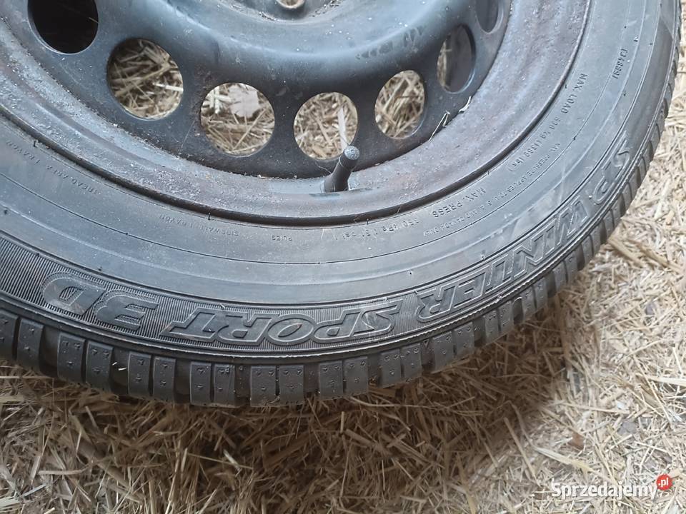 Opony zimowe Dunlop 20560 R16 bieżnik 65 mm 205 Ostrołęka