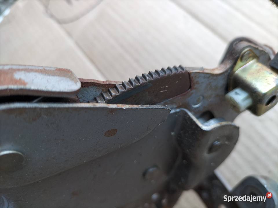 VOLVO V40 S40 DZWIGNIA HAMULCA RĘCZNEGO sprzedam