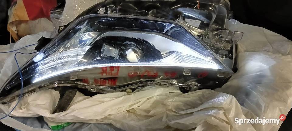 Auris lampy full led KOMPLET L i P przód