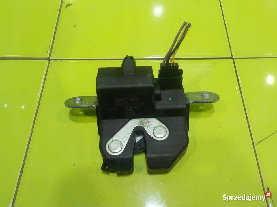 ALFA ROMEO MITO 13 JTDM 10r 3D zamek klapy tyl mazowieckie Suków sprzedam