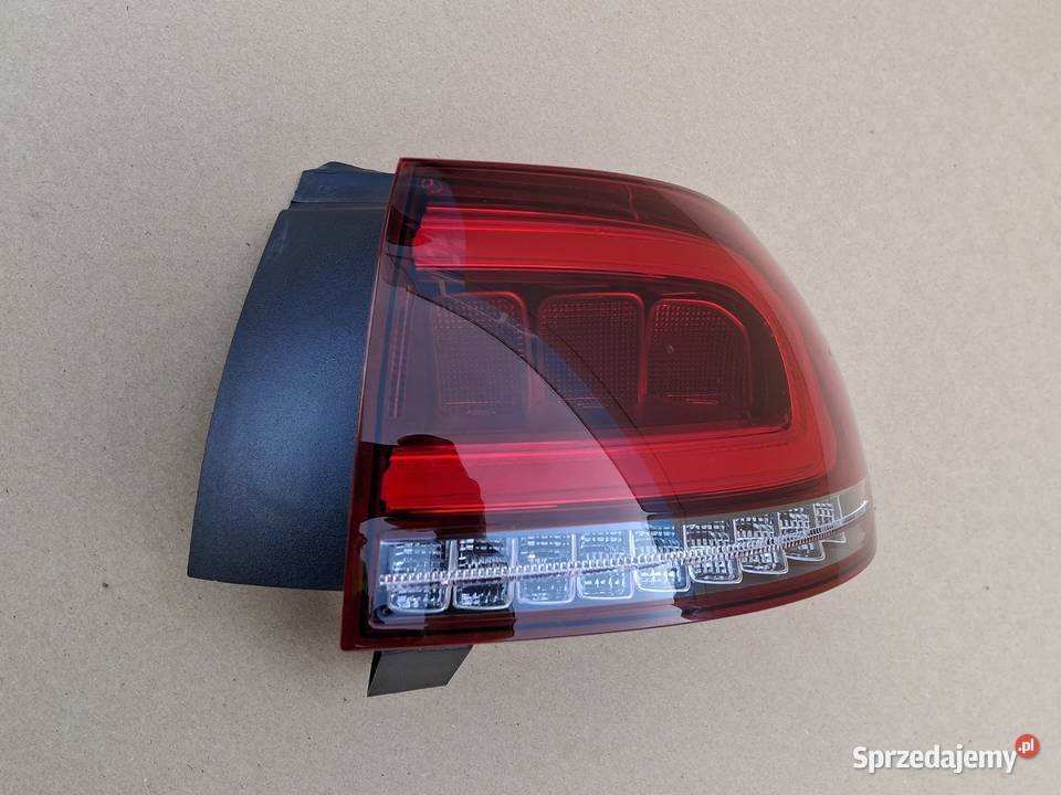 MERCEDES BKLASA W247 LAMPA PRAWY TYŁ LED PRAWA osobowe lubuskie Bieleń sprzedam