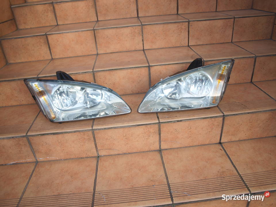 Ford Focus Mk2 lampy przód zwykłe 2004 2008r Kalisz