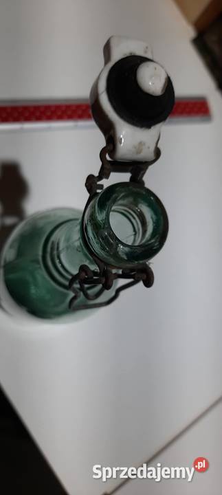 Stara butelka napis Mineral Waser WALTER GRAU Warszawa