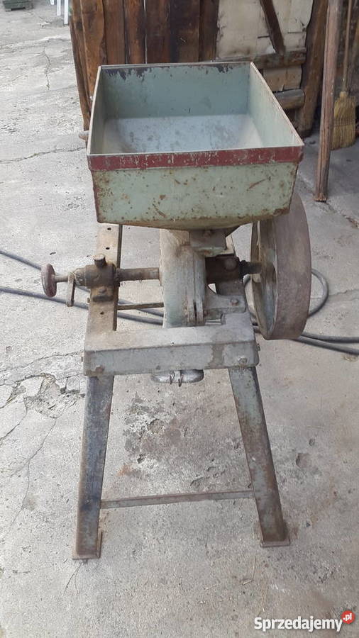 Śrutownik do zboża kamienny Źlinice sprzedam