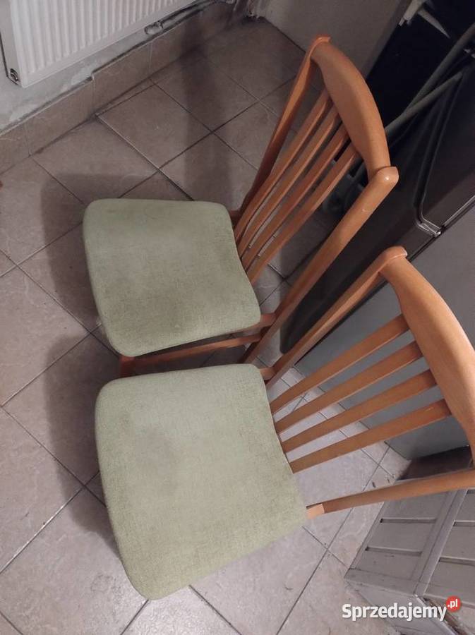 Dwa krzesła tapicerowane Krzesła mazowieckie Truskaw