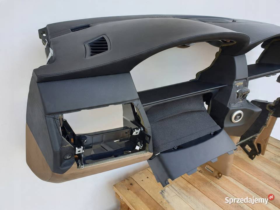 BMW E60 E61 M5 DESKA ROZDZIELCZA KONSOLA SKÓRA Janów