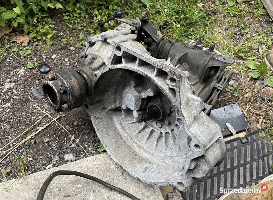 Skrzynia biegów VW Golf III Vento CHD18103 osobowe