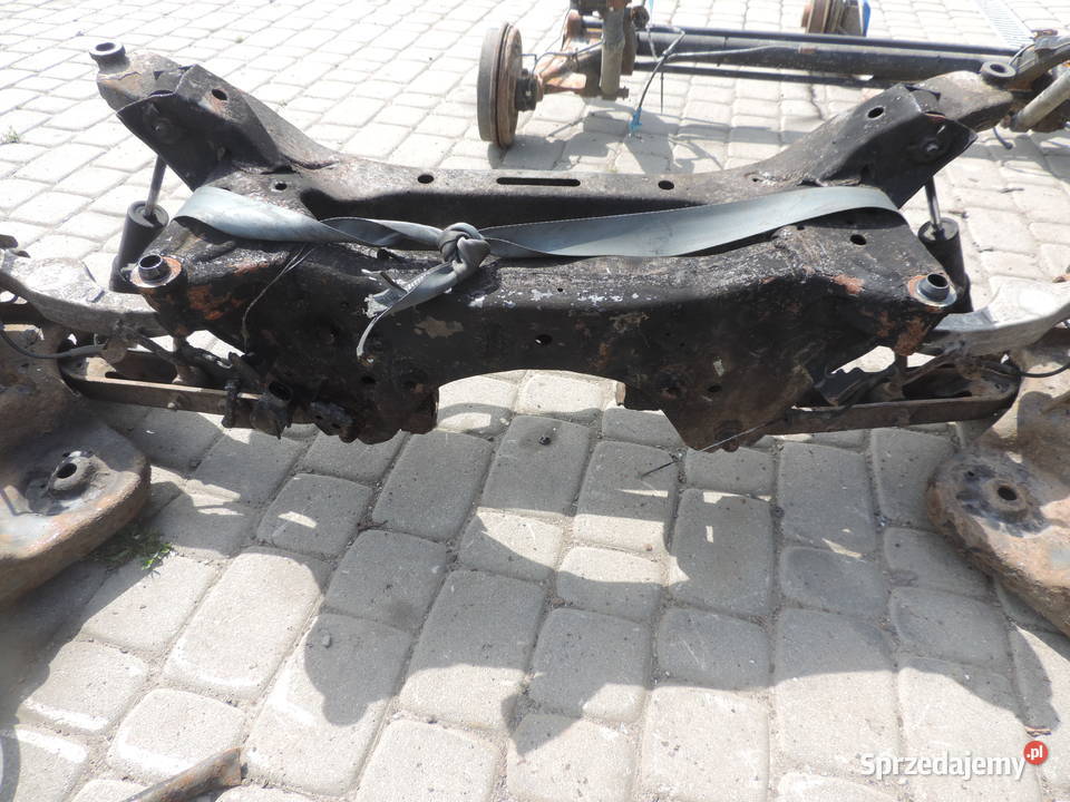BELKA TYŁ TYLNA OŚ NISSAN QASHQAI J10 16B Rok produkcji 2008 Motoryzacja Nowy Sącz