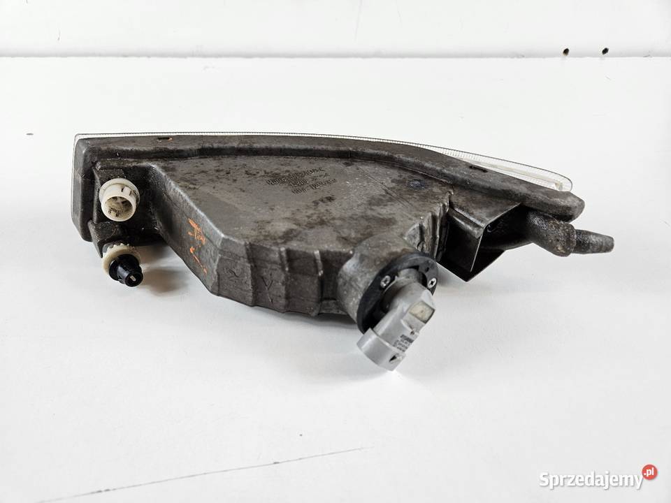 TOYOTA COROLLA IX E12 LIFT HALOGEN ZDERZAKA Międzychód