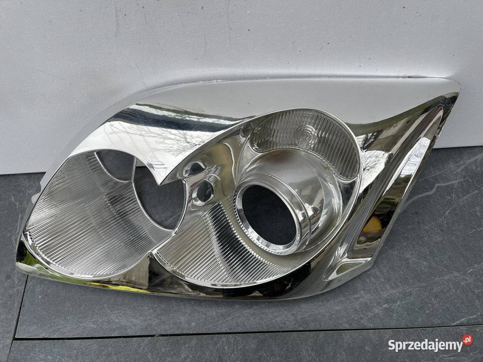 TOYOTA AVENSIS t25 LEWA MASKOWNICA LAMPY Ostroróg