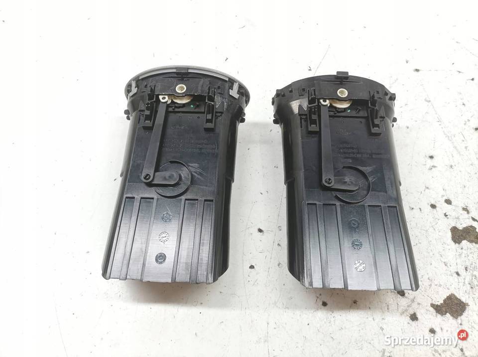 KRATKI NAWIEWU LEWA PRAWA KOMPLET Ford Focus Mk2 Kratki nawiewu świętokrzyskie