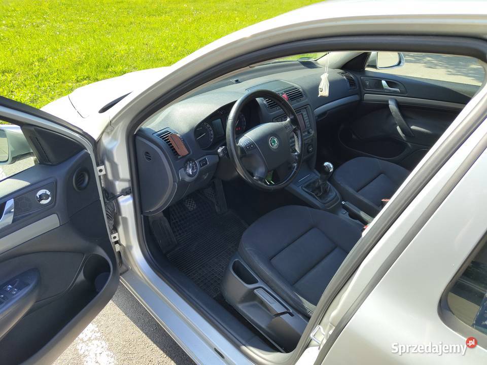 Skoda Octavia II 2005 20 benzyna klimatronik Bobrek