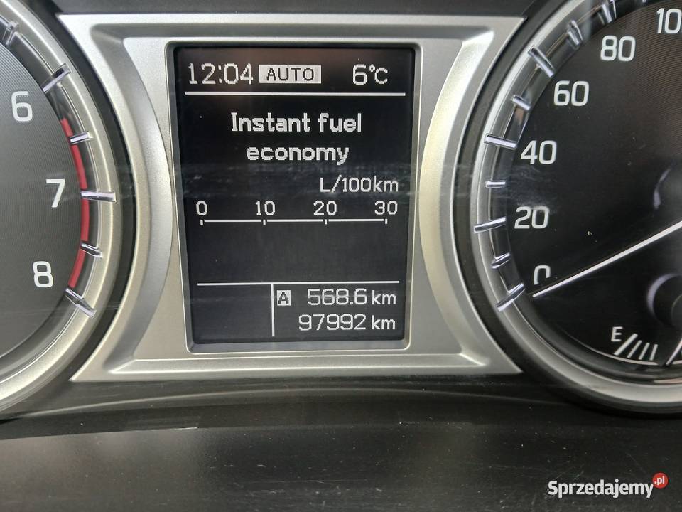 Suzuki Vitara AllGRIP 16i 120 4x4 mały przebieg Marzenin sprzedam