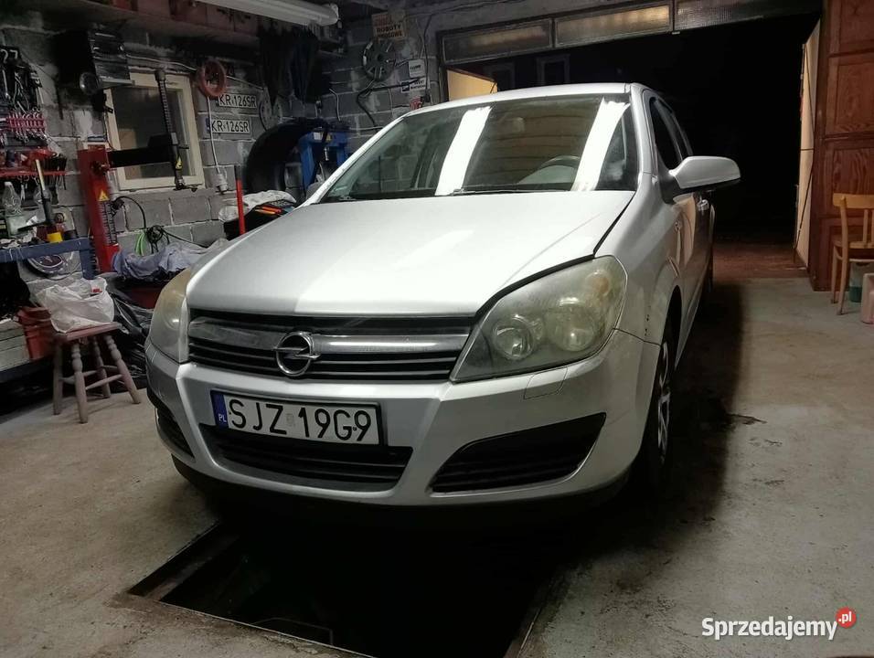 Opel Astra H 14 90 2006 Alufelgi Radio sprowadzony Kraków