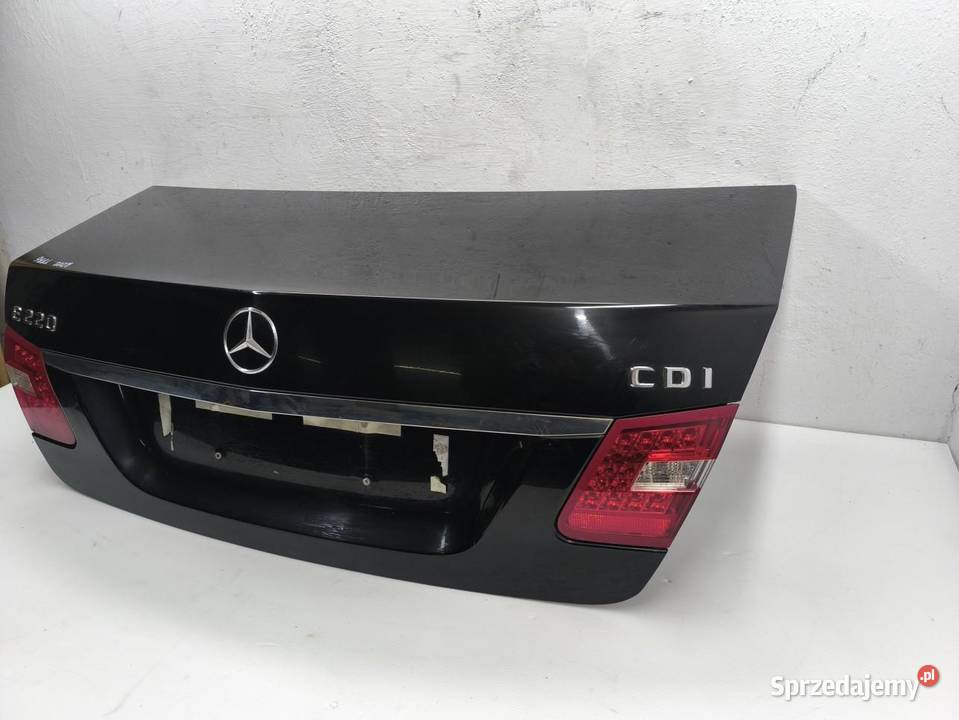 KLAPA BAGAŻNIKA MERCEDES ECLASA W212