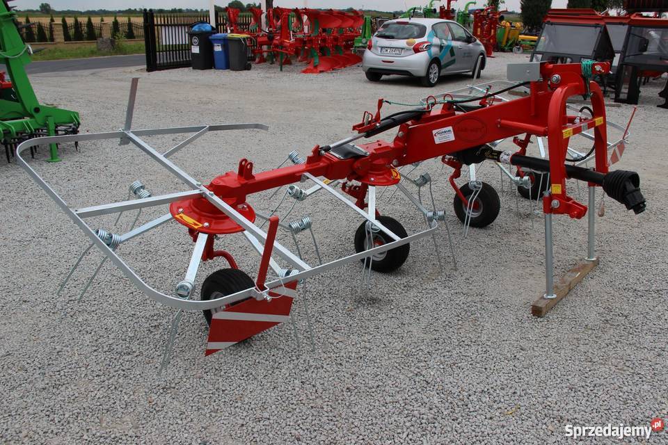 Przetrząsacz kazruzelowy 52m 4 wirnikowy JarMet Rogóźno