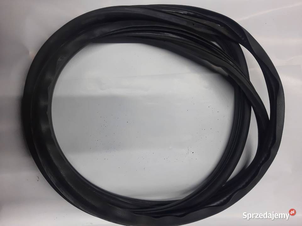 Ford KA mk2 II uszczelka drzwi lewa przednia osobowe łódzkie Ksawerów