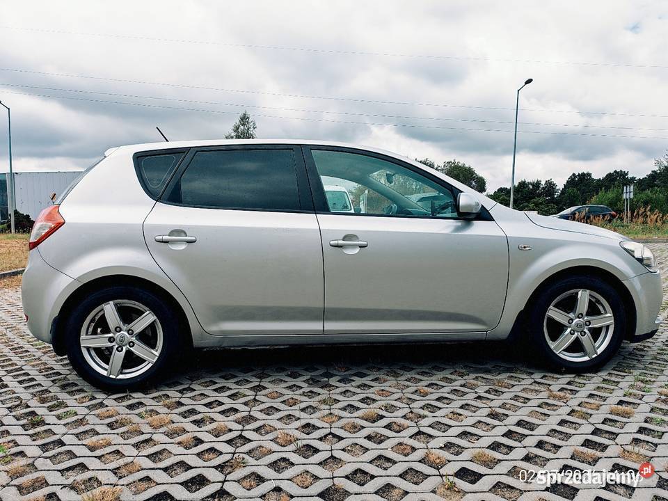 Kia Ceed I 14 2010 Benzyna LPG STAG Prywatny podkarpackie