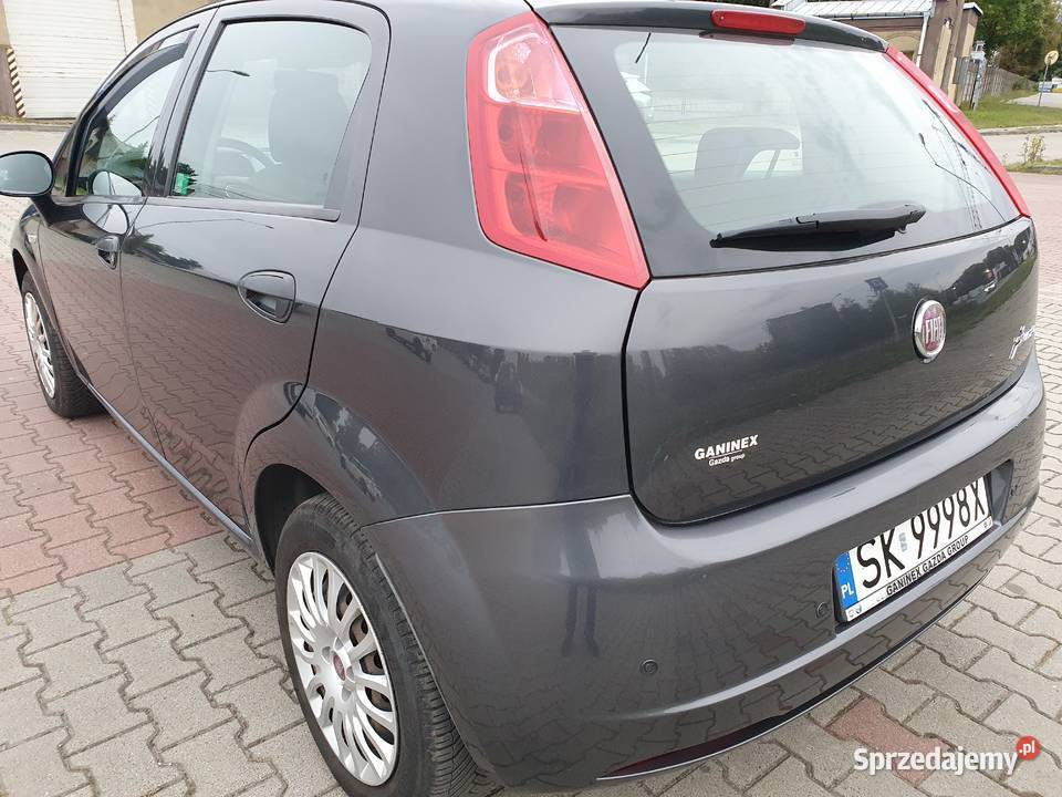 FIAT PUNTO 12 SS 2011r 134 Krajowy Ładny i Pewny 70KM Katowice
