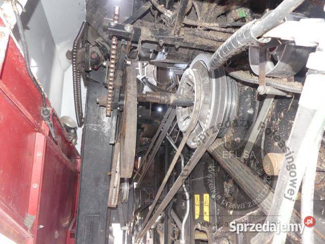 Kombajn zbożowy ROSTSELMASH VECTOR 425 RSM101 z uszkodzony Magnice