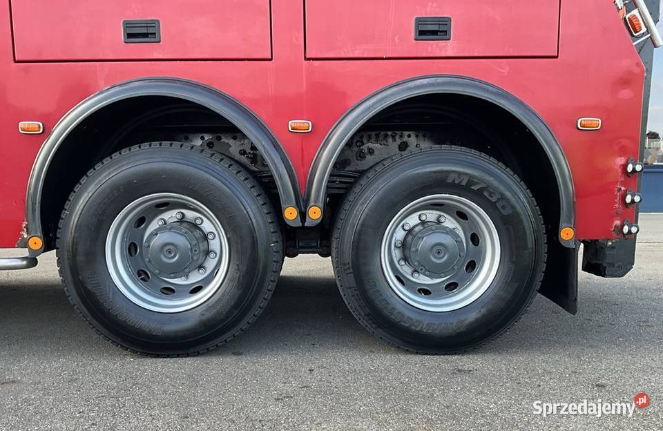 Holownik do ciezarowych pomoc drogowa 8x6 Merc półautomatyczna Warszawa
