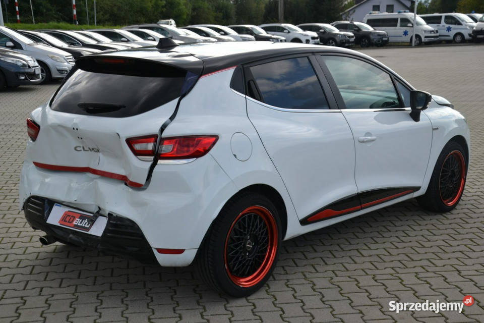 Renault Clio 15 dci 75 niskie spalnie nawigacja