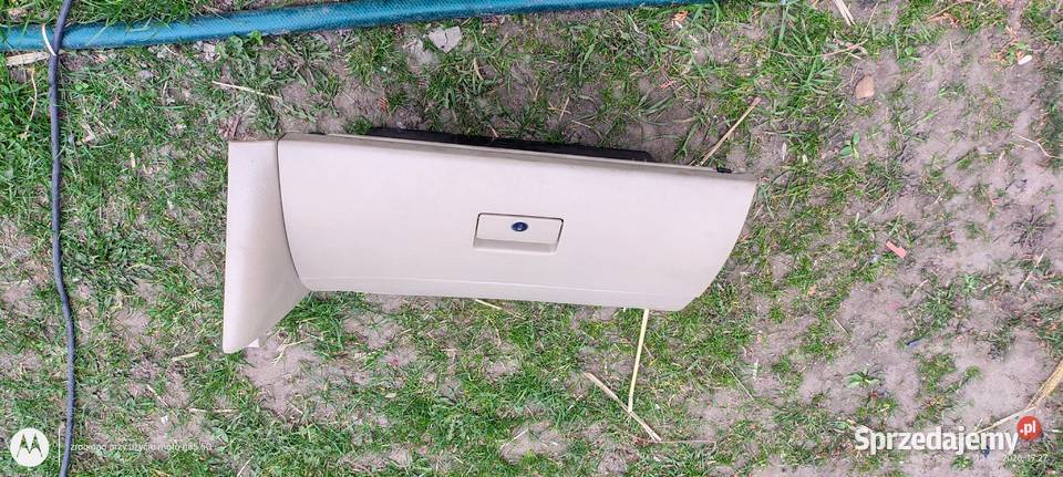 Schowek strona pasażera Golf 4 Bora beżowy Lubin