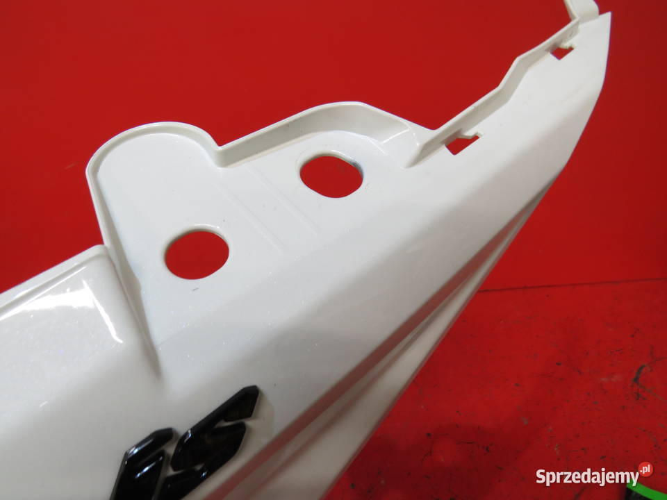 SUZUKI AVENIS 125 bok boczek owiewka osłona Warszawa