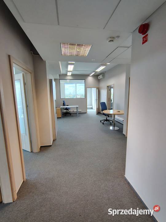Do wynajęcia biuro 268 m Połczyńska 31A Warszawa Ilość pomieszczeń 10