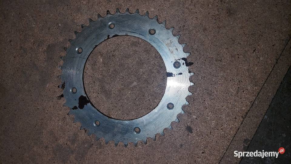 Tylna zębatka do wsk 125 stary zapas Panki