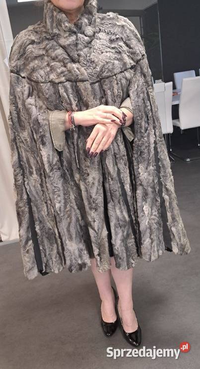 XL Elegancka peleryna z karakuł Rozmiar 42(XL) Kurtki i płaszcze