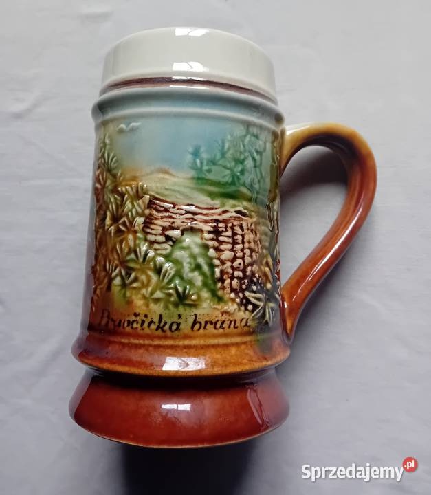 Ceramiczny kufel Ditmar Urbach zdobiony