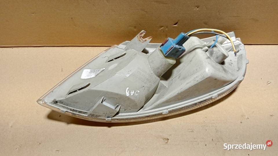 SAAB 95 MIGACZ KIERUNKOWSKAZ PRZÓD PRAWY sprzedam