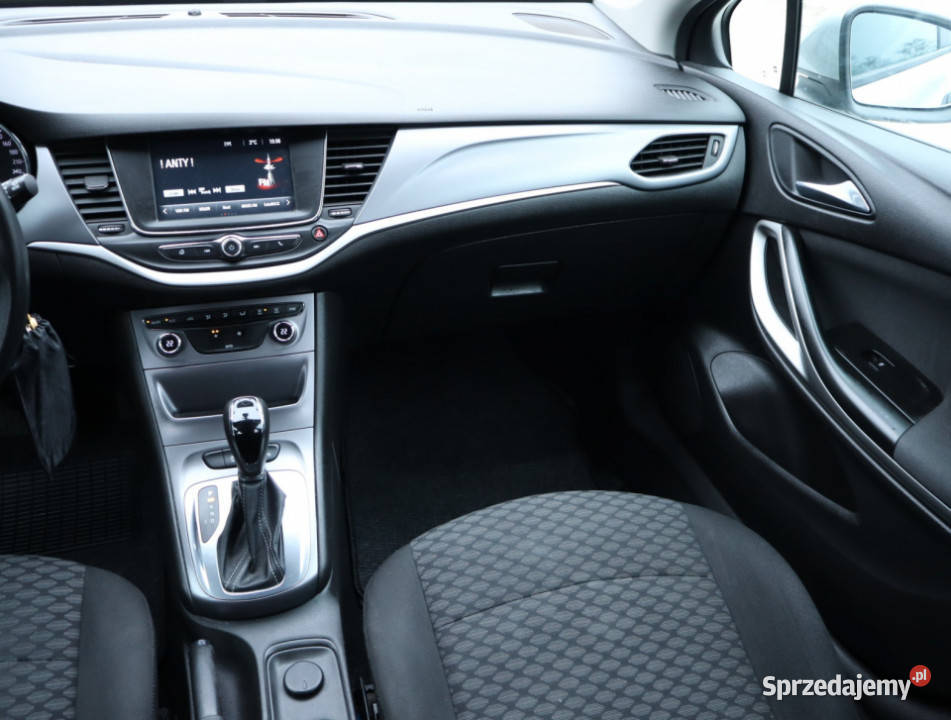 Opel Astra 14 T Piaseczno