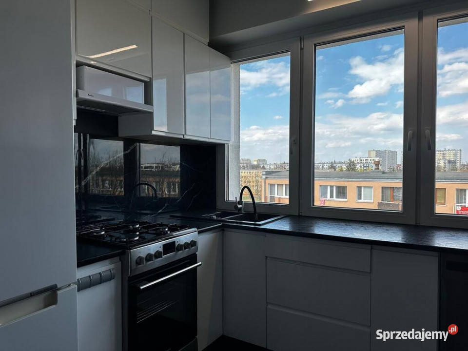 Na sprzedaż mieszkanie 3 pokoje 4815 m2 łódzkie Piotrków Trybunalski sprzedam