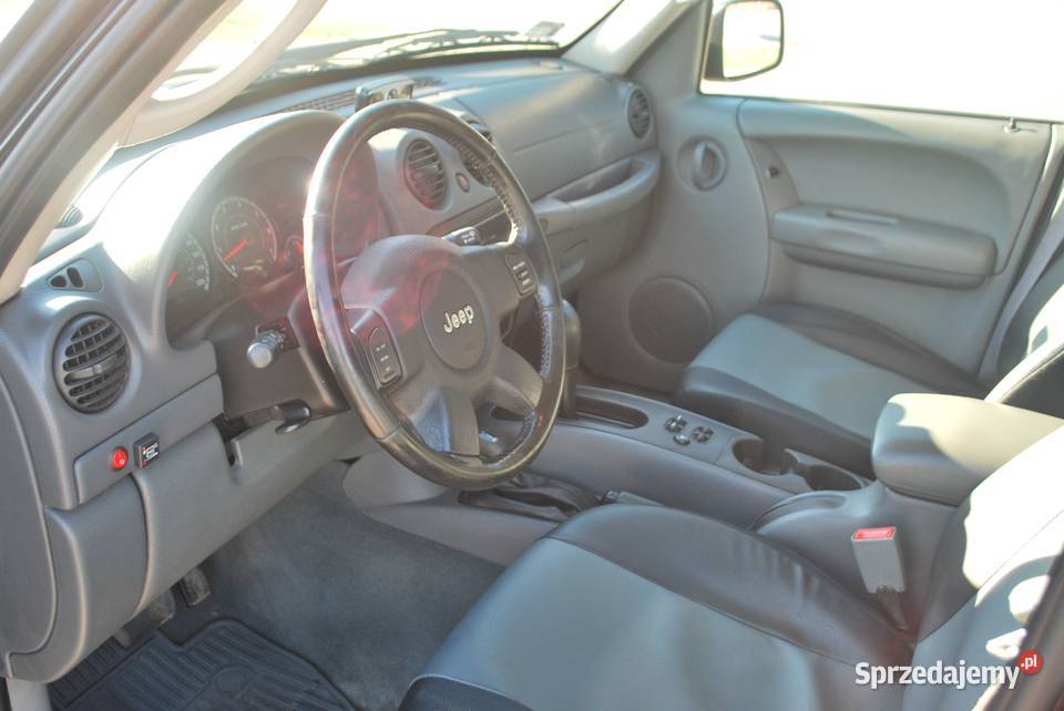 Jeep Cherokee Liberty 37 V6 LPG Automat 4x4 Nowy Sącz