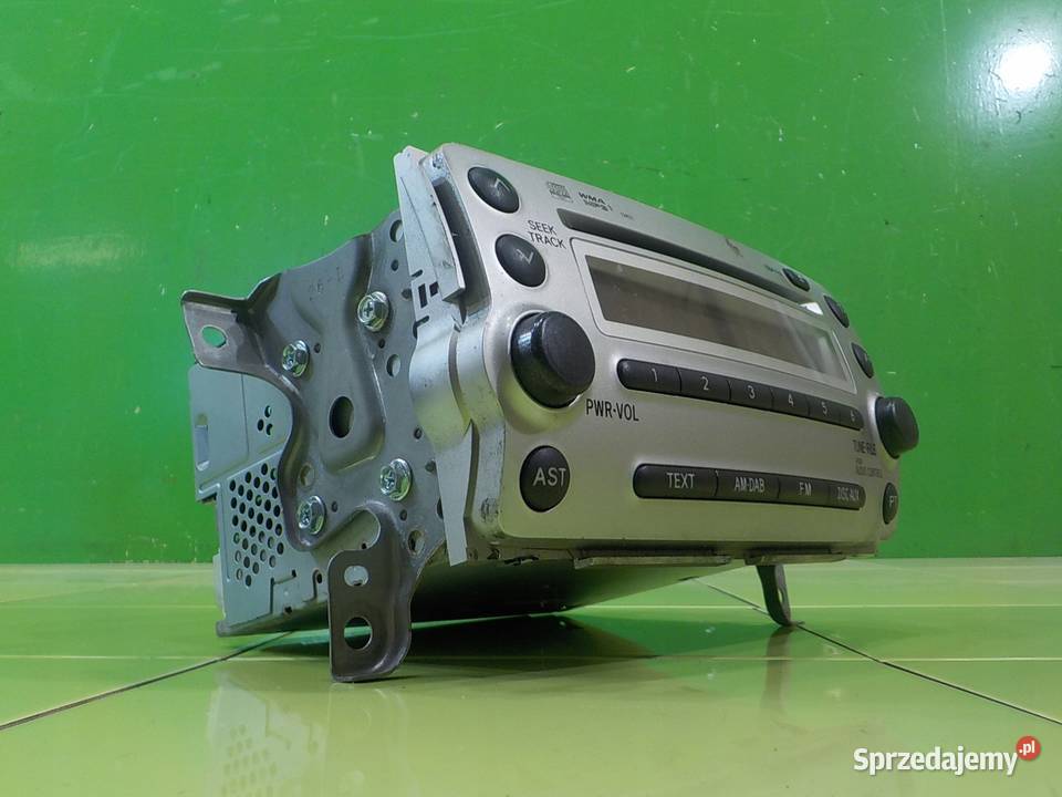 TOYOTA URBAN CRUISER 13 VVTI 09r 5D radio CD Suków