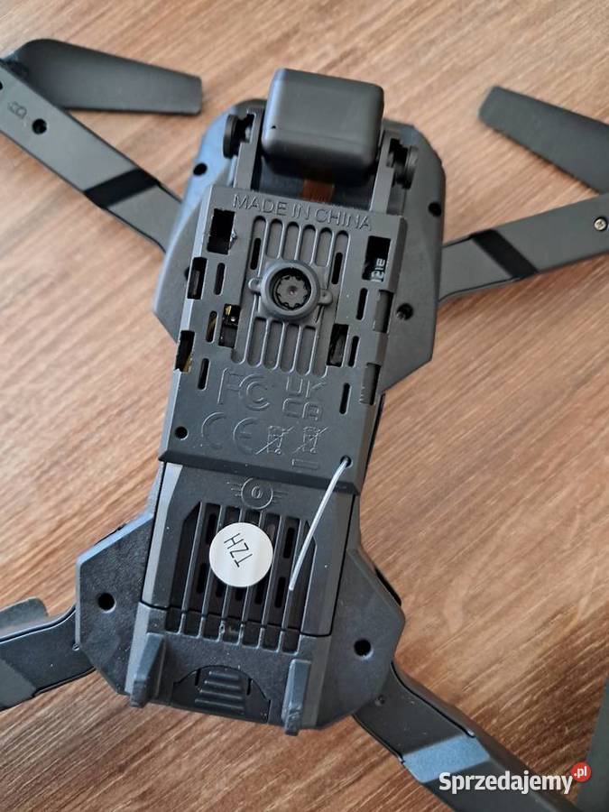 dron E88 kilka razy polatałem ale to chyba nie Sandomierz