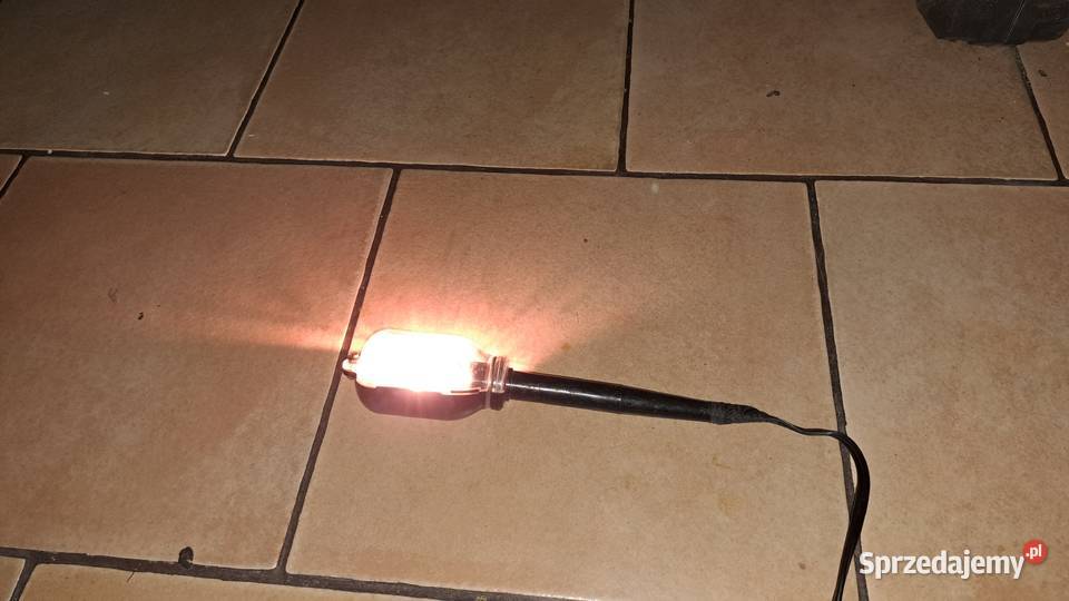 Lampka do oświetlenia kabiny silnika samochodu z Leszno