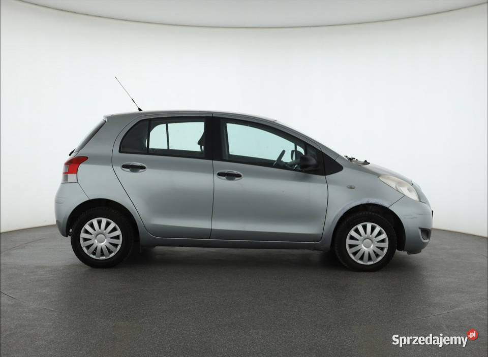 Toyota Yaris 10 VVTi Piaseczno