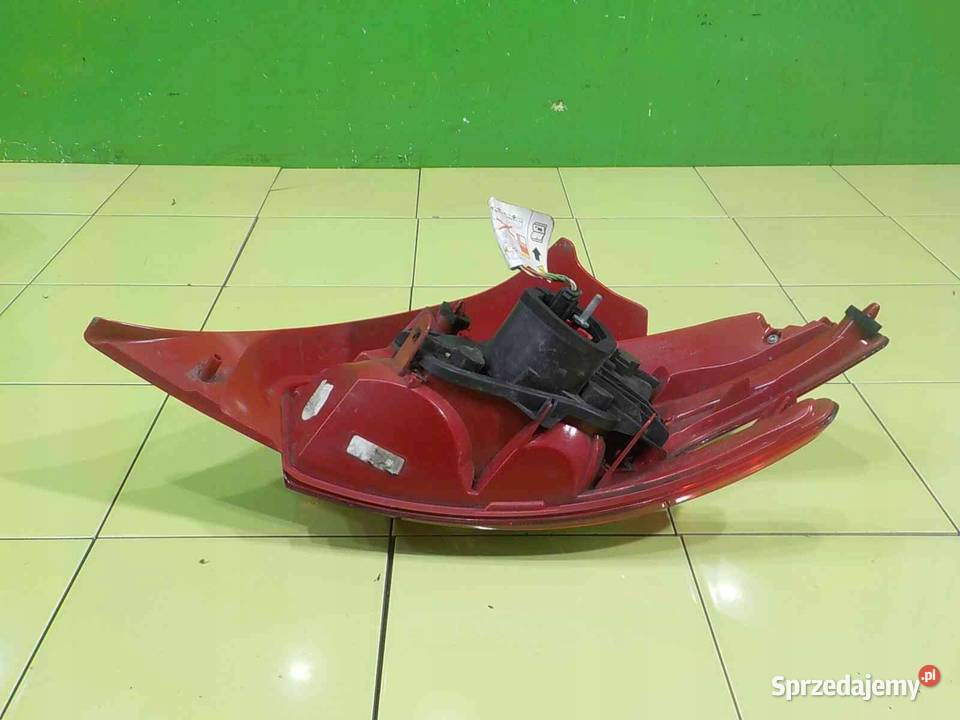 PEUGEOT 208 I 13r HB 3D lampa lewa tyl Suków