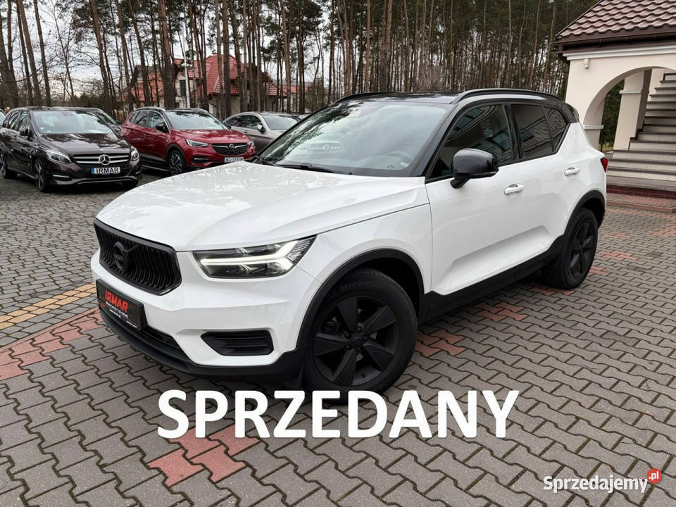 Volvo XC 40 T3 163 Automat Kamera CarPlay nieuszkodzony sprzedam