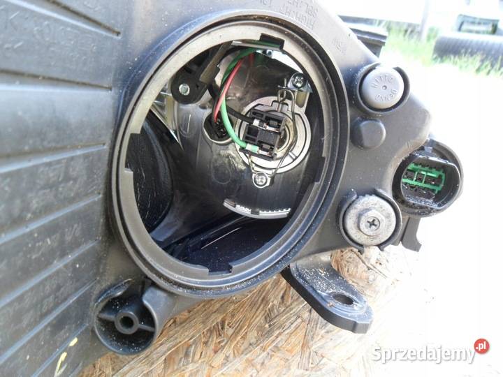 Hyundai I30 2012 Lampa Reflektor Prawy Lampy przednie Nowy Tomyśl sprzedam