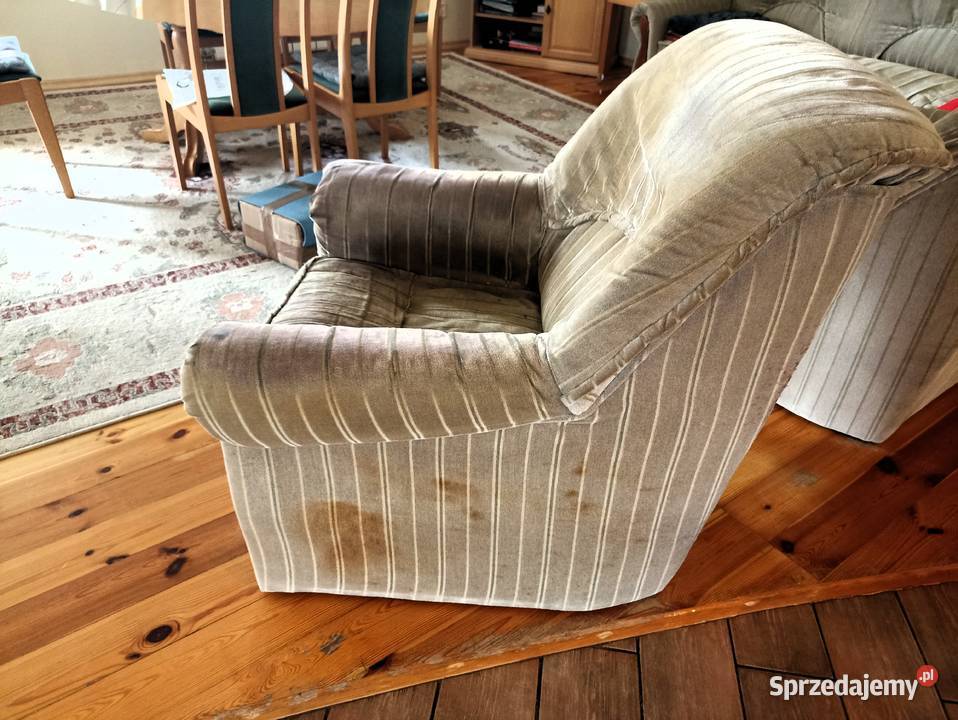 Fotele tapicerowane używane zielone 2 sztuki