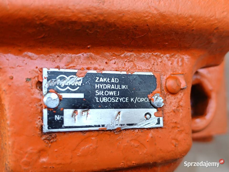 Pompy hydrauliczne z koparki Waryński podwójne Produkcja Produkcja