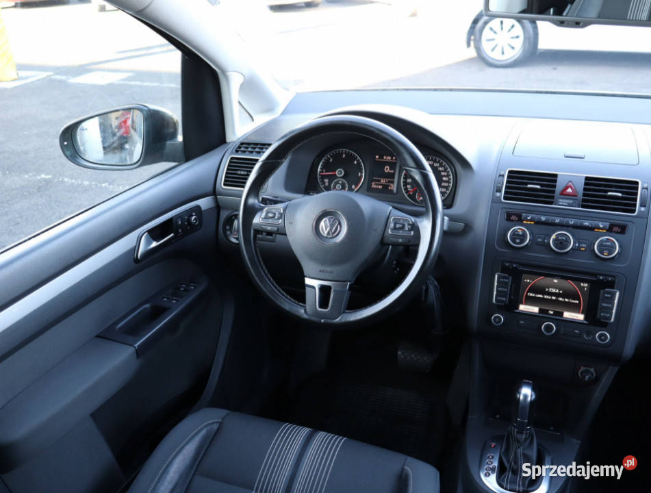 VW Touran 20 TDI radio lubelskie